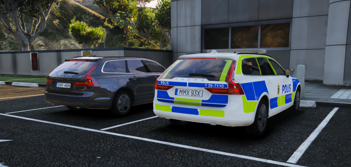 -22 Volvo V90 Polisbil