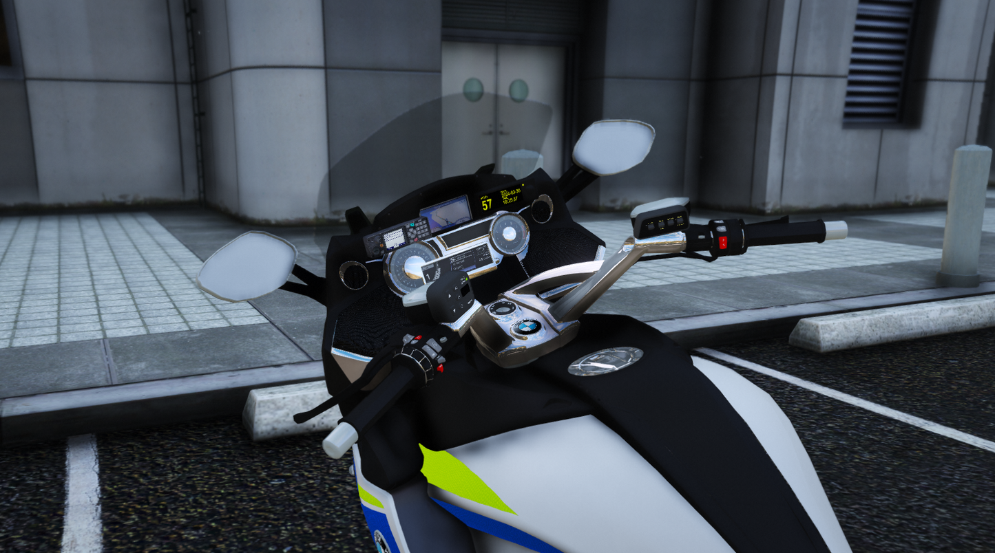 -16 BMW R1600GTL Polismotorcykel